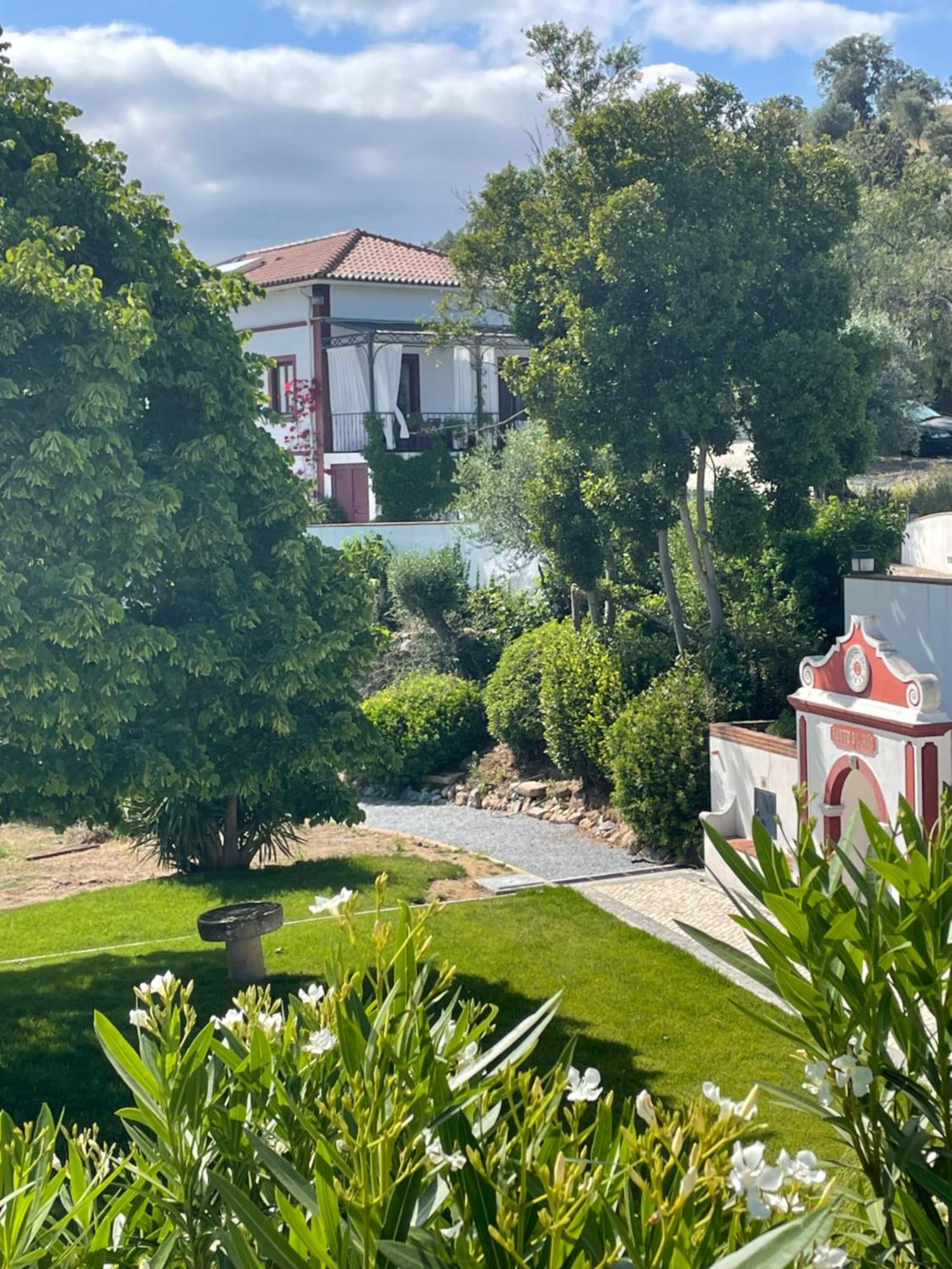 Quinta Da Asneira Apartment Montemor-o-Novo Luaran gambar
